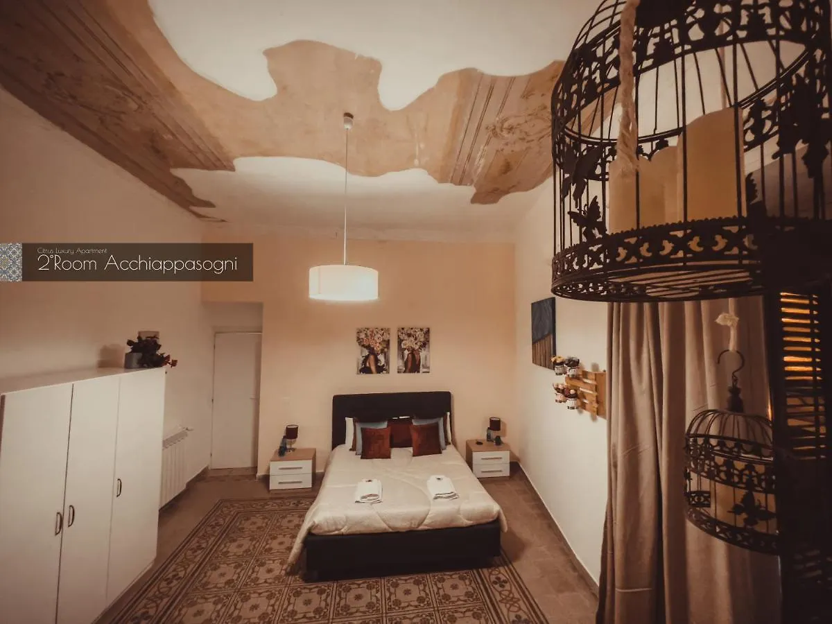 Hébergement de vacances Citrus Luxury Apartment - Holiday Apartment With Up To 3 Bedrooms In Palermo Center Italie
