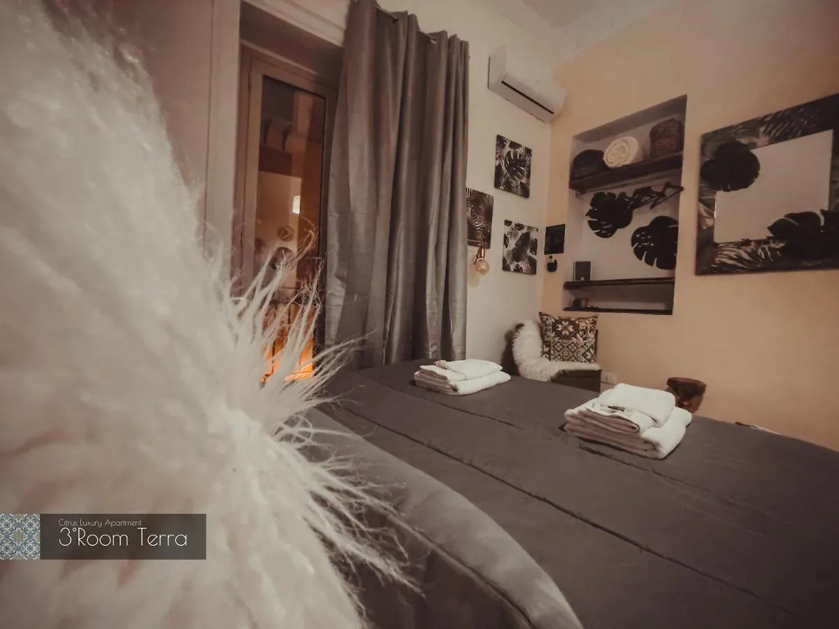 Citrus Luxury Apartment - Holiday Apartment With Up To 3 Bedrooms In Palermo Center 0*,  Italie