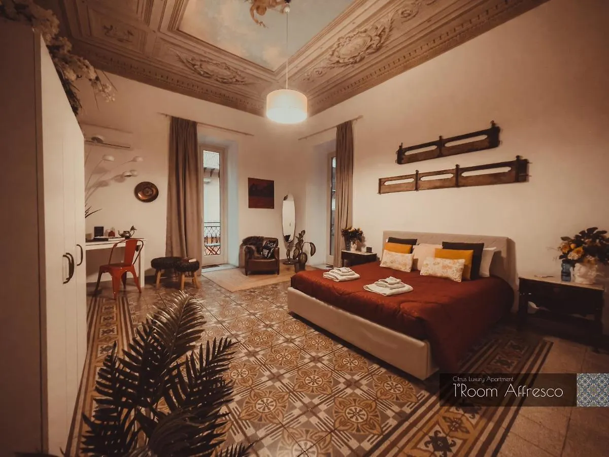 Citrus Luxury Apartment - Holiday Apartment With Up To 3 Bedrooms In Palermo Center Сasa de vacaciones