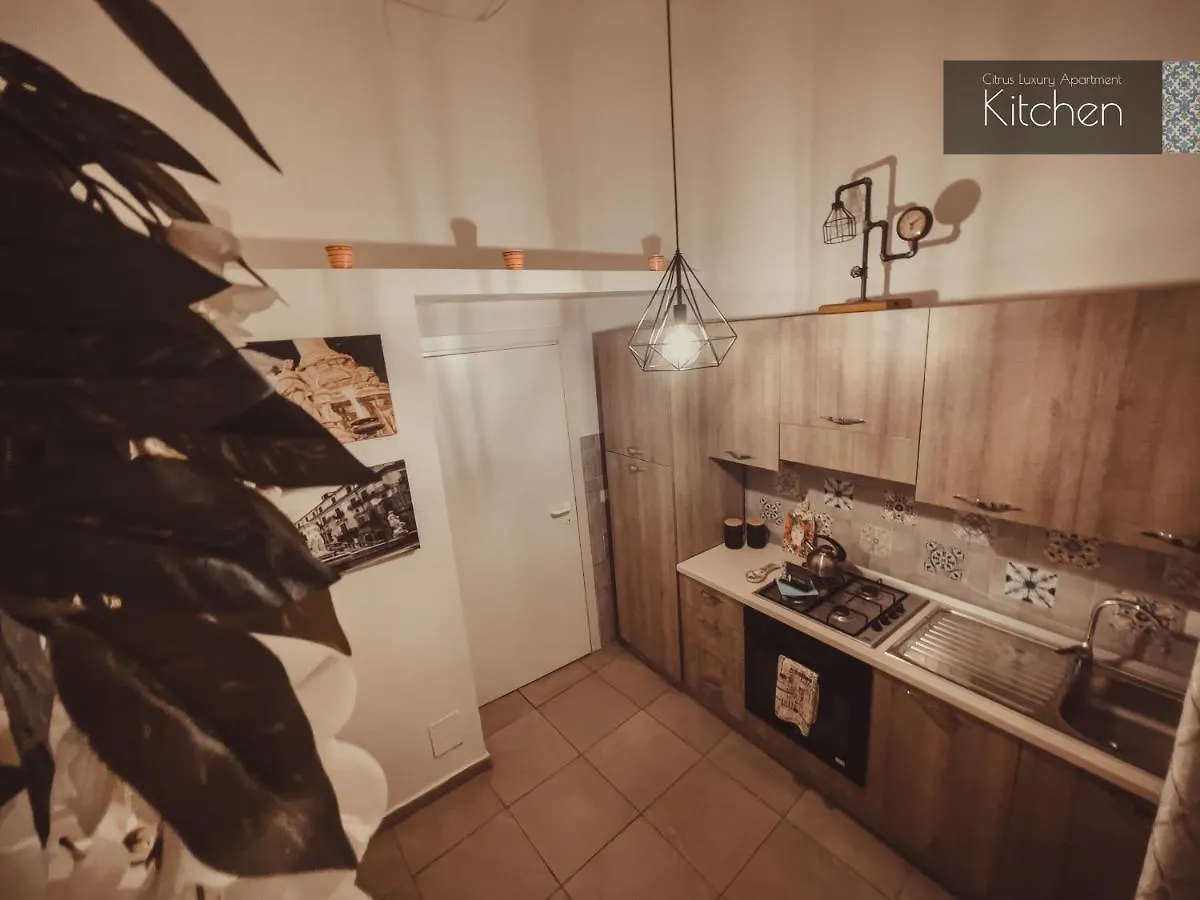 Сasa de vacaciones Citrus Luxury Apartment - Holiday Apartment With Up To 3 Bedrooms In Palermo Center